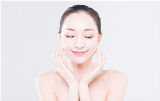 测试洗面奶过敏方法,如何测试洗面奶是否过敏导致爆痘