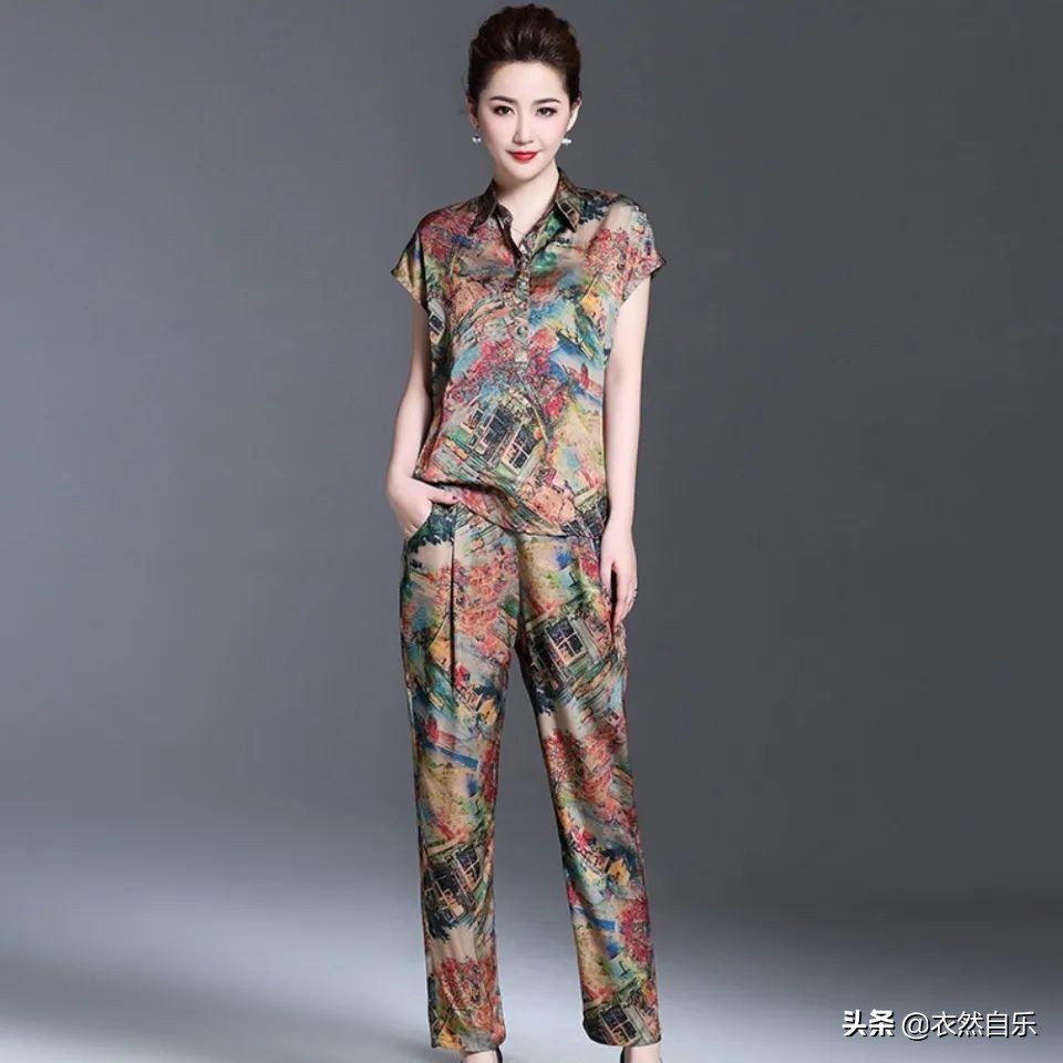 50岁女装妈妈装洋气减龄亮色,五十多岁妈妈装时尚高档显瘦女装