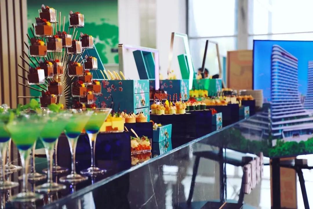 跨境电商入驻万达广场,五万平方米的购物广场