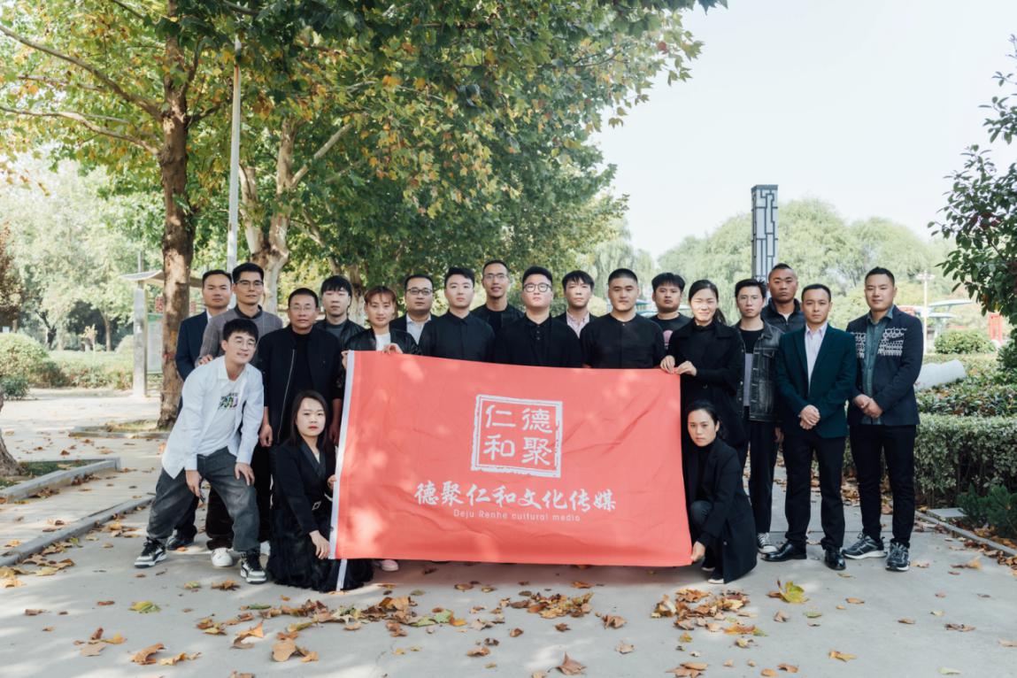 寰疯仛浠佸拰鐢靛瓙绉戞妧鏈夐檺鍏徃,鍛ㄥ彛寰疯仛浠佸拰鐢靛瓙绉戞妧鏈夐檺鍏徃