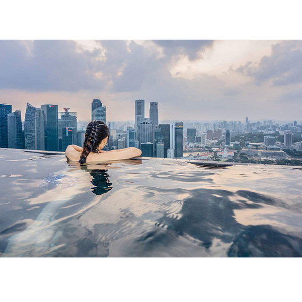 让人灵魂颤抖的游泳池，谁给你勇气往下跳？