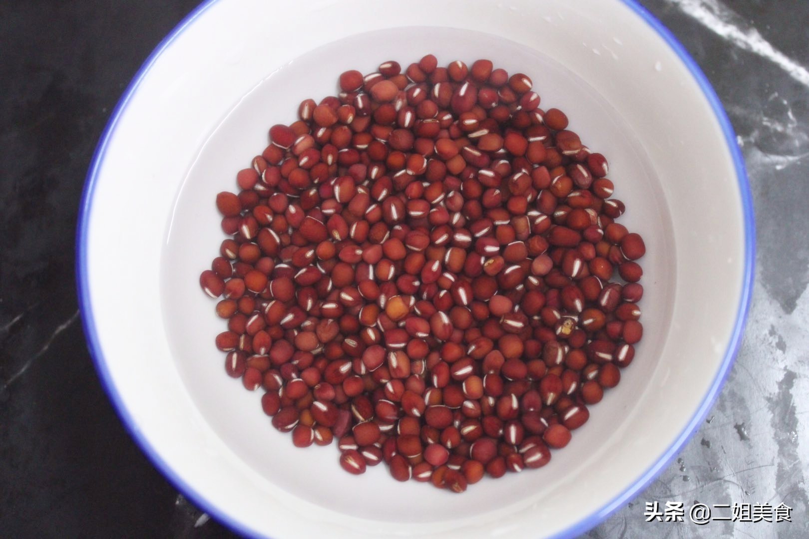 煮红豆不破皮的方法,煮红豆软烂不开花的方法