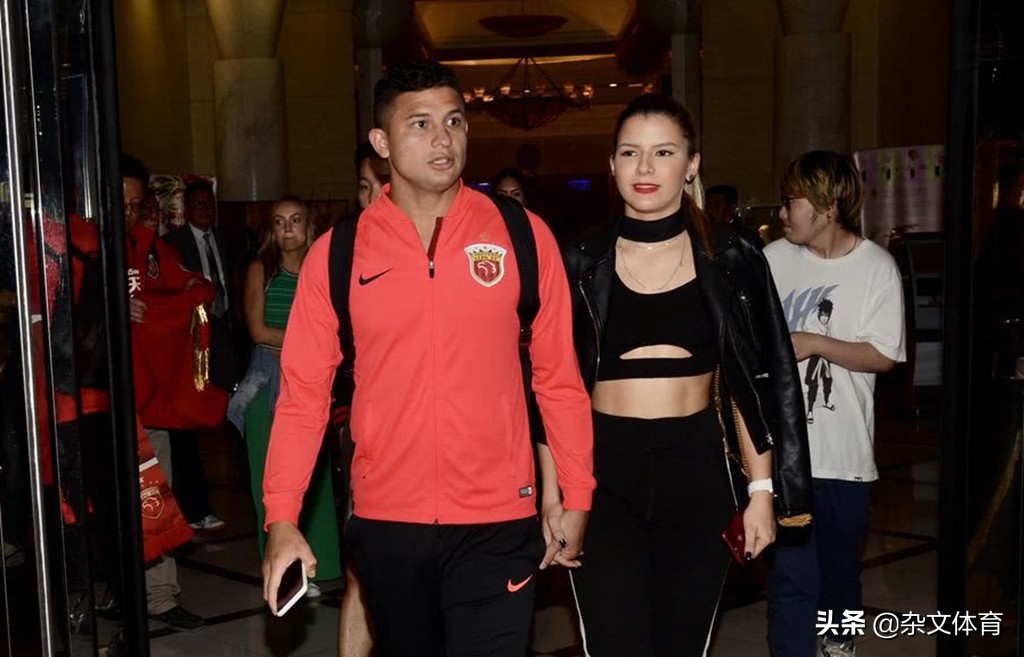 瀹樺骞磋交鍥借剼鍔犵洘骞垮窞鎭掑ぇ,30宀佺殑姝︾