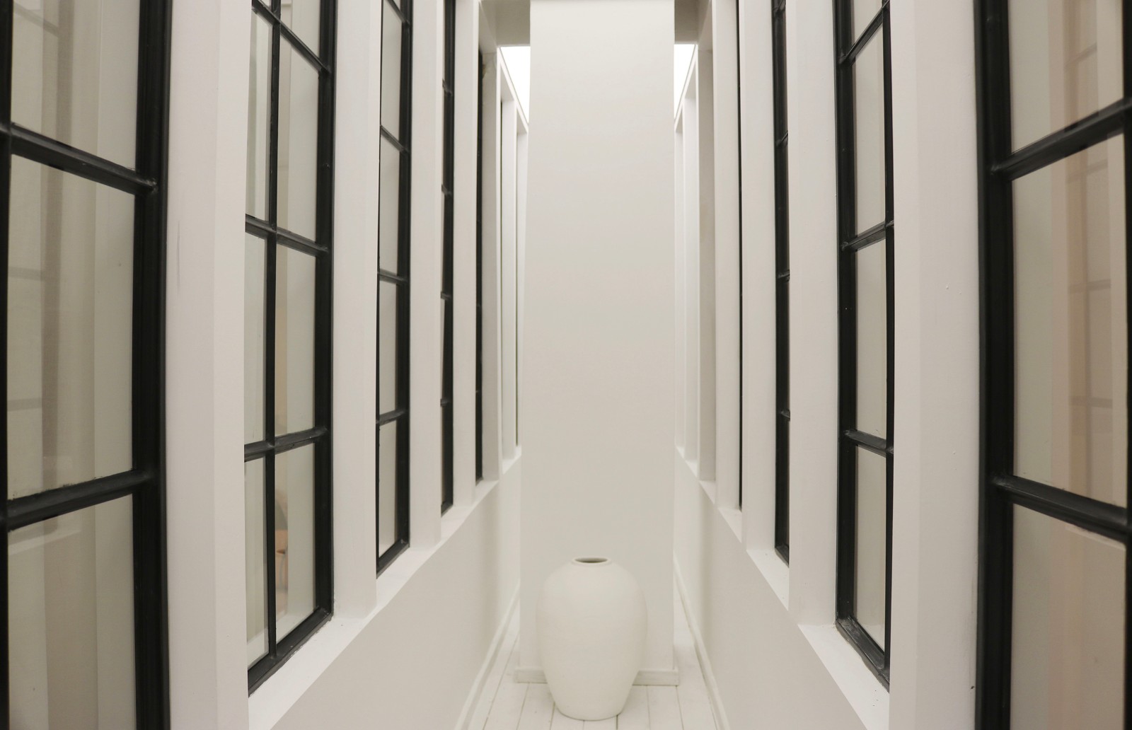 HAD上海湾流建筑设计，在外滩的浮华里体会“赤贫风”的侘寂生活