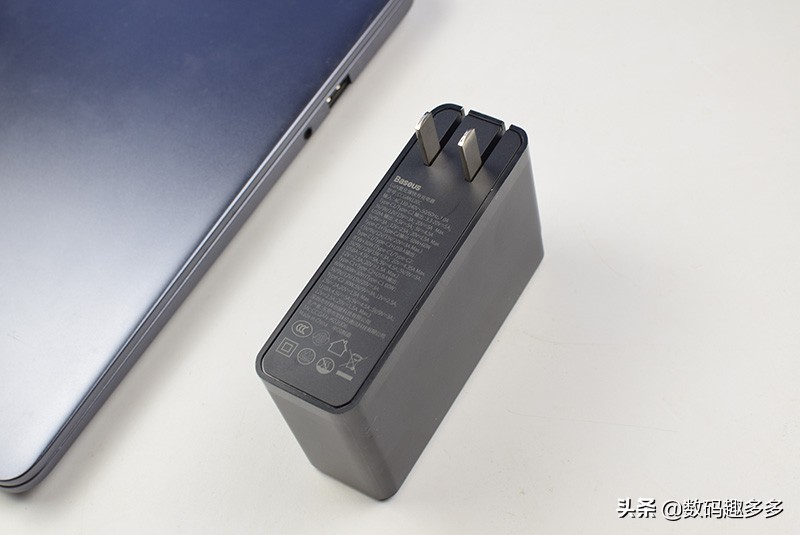 华为小米苹果快速回血好伴侣，120W倍思GaN上手