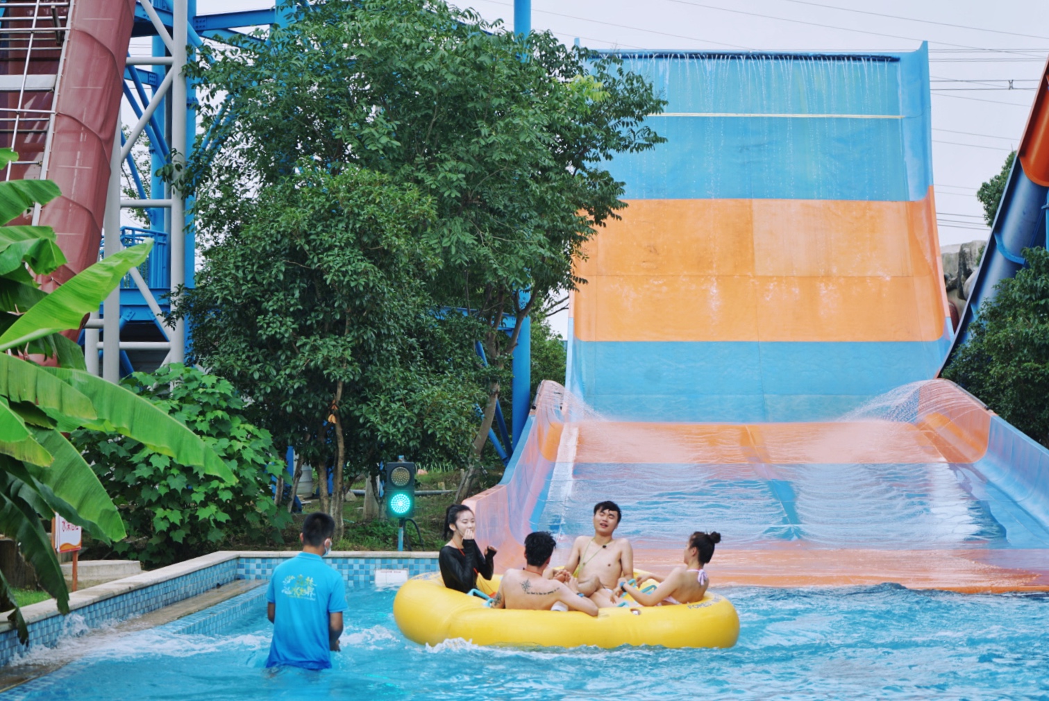 苏州乐园夜场游玩攻略,苏州乐园攻略玩的人多不