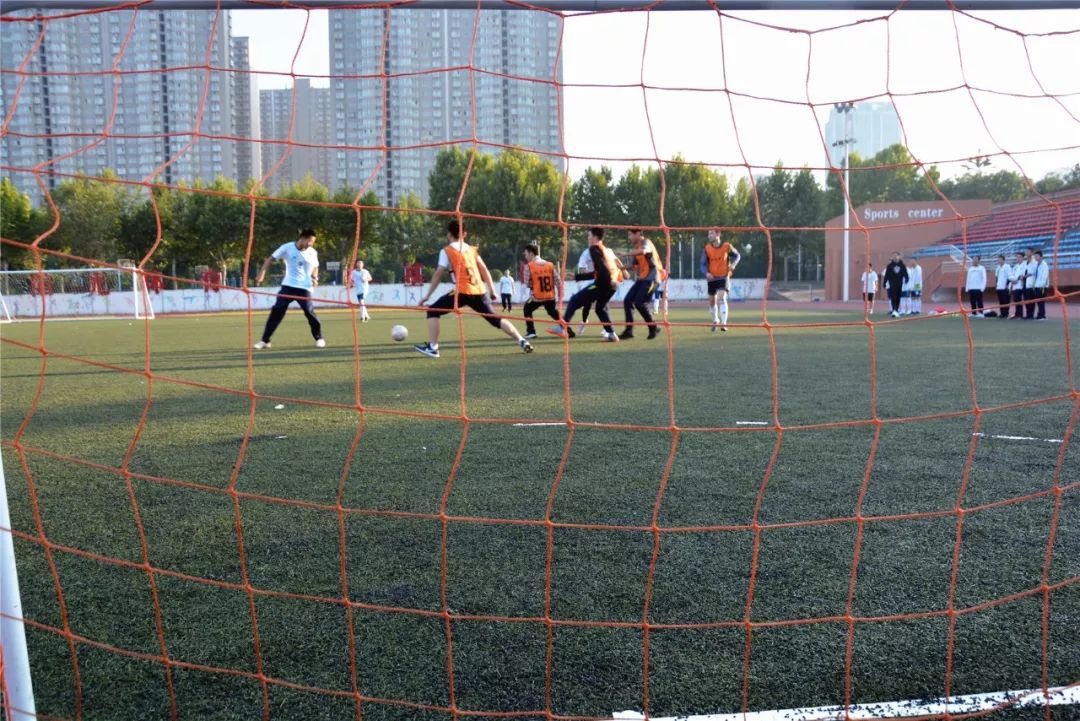 西安中学足球班赛,西安市学生足球联赛比赛
