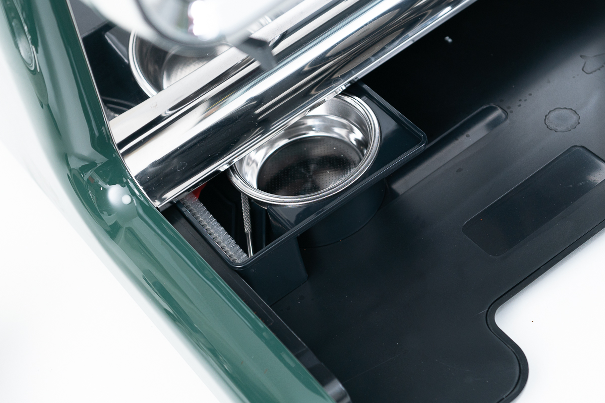 半自动意式咖啡胶囊咖啡机哪个好,胶囊咖啡机半自动和全自动的区别