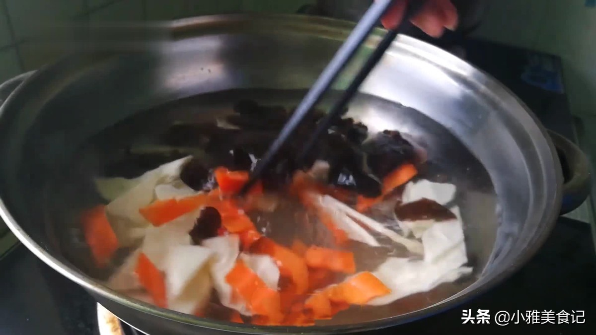 莴笋不炒蛋,2个鸡蛋莴笋的各种吃法大全