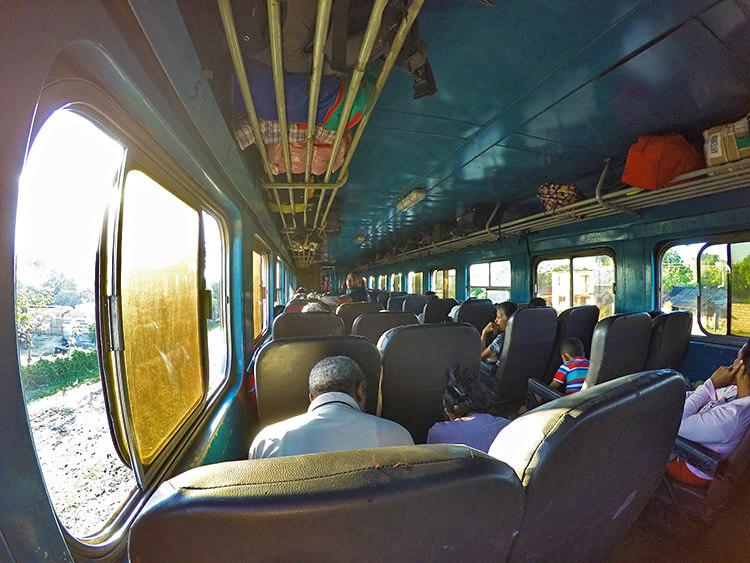 不支持信用卡却能用银联，该岛国美得连哥伦布也折服，我国免签！