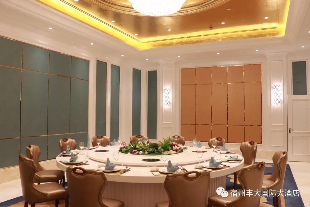 苏州吃饭唱歌一体的酒店,吃饭打牌唱歌为一体的酒店