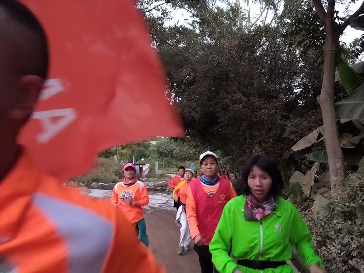 魅力深马，微马同行！六约微马助力深圳国际马拉松