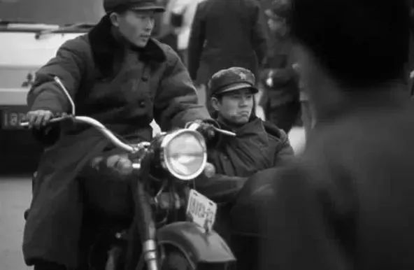 乘法口诀表图大图,简单又容易看的乘法口诀表图