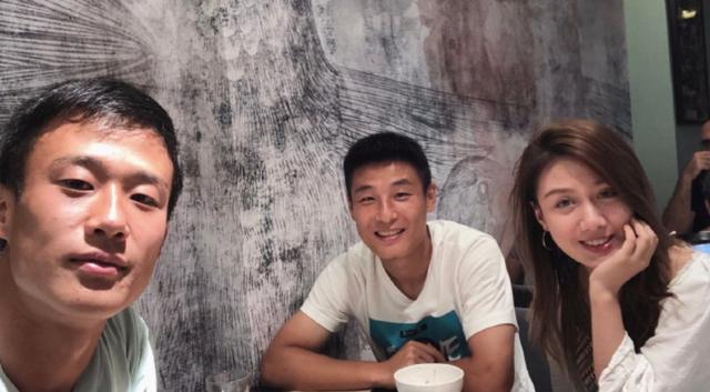 武磊夫妻感谢中国人,武磊妻子视频完整版