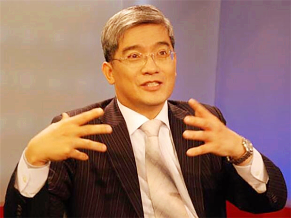 从“经济学家”沦为“*子骗**专家”，*咸平郎**人设崩塌，逐步跌落神坛