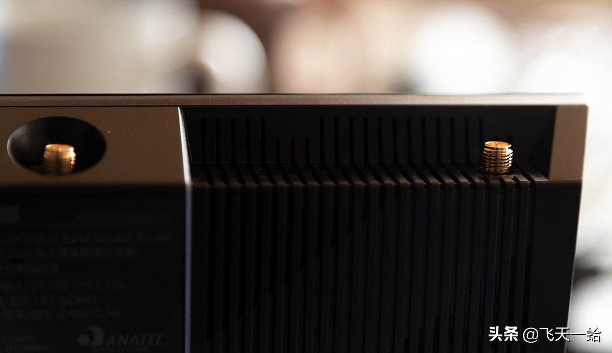 华硕路由器ac86u和ac88u哪个好,换了wifi6路由器反而速度慢了