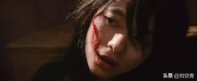 讲述换脸的电视剧,电影解说女人整容时的场景