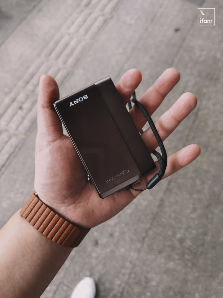 我在旧货市场淘了一天「电子垃圾」，这里是熟男的精神博物馆