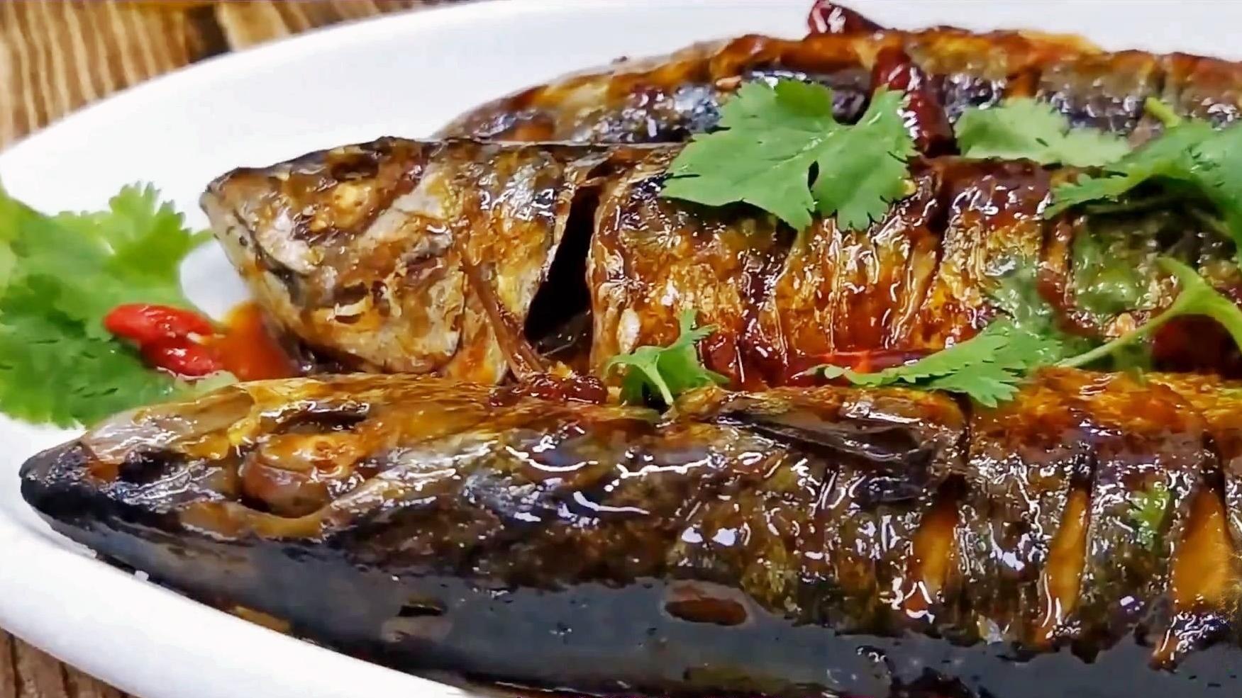 教你一招红烧鲅鱼再也不怕有腥味,红烧鲅鱼最正宗的做法