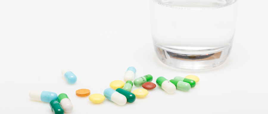 目前治疗狼疮的特效药有哪些,治疗狼疮皮疹的药膏