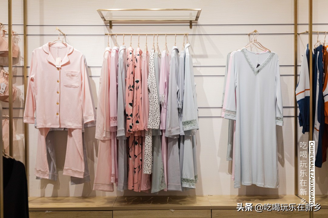 平原小镇王府井奥特莱斯最新活动,王府井奥莱平原小镇都有什么