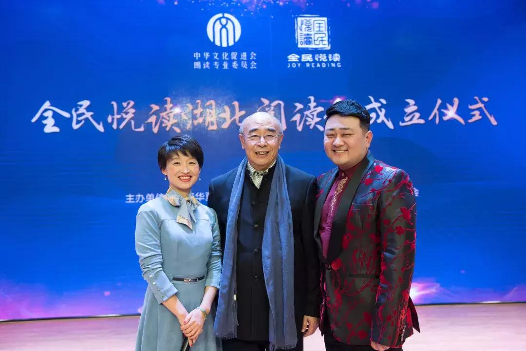 武汉华夏理工学院教师王丽丽：多棱镜般的人生，极尽绽放语言魅力