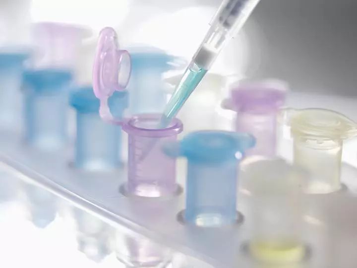 查出肠癌晚期，42岁男子崩溃：半年前体检没问题！他……