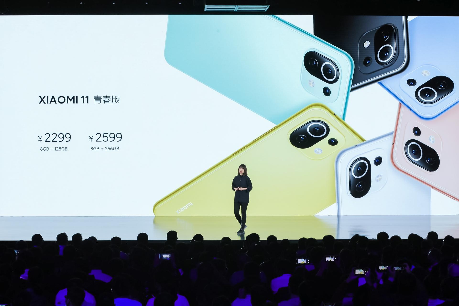 外国人有多喜欢小米11青春版？ins女博主发长文表白：太美了