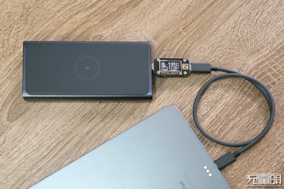 小米移动电源318w快充评测,小米plm11zm无线充电宝拆机