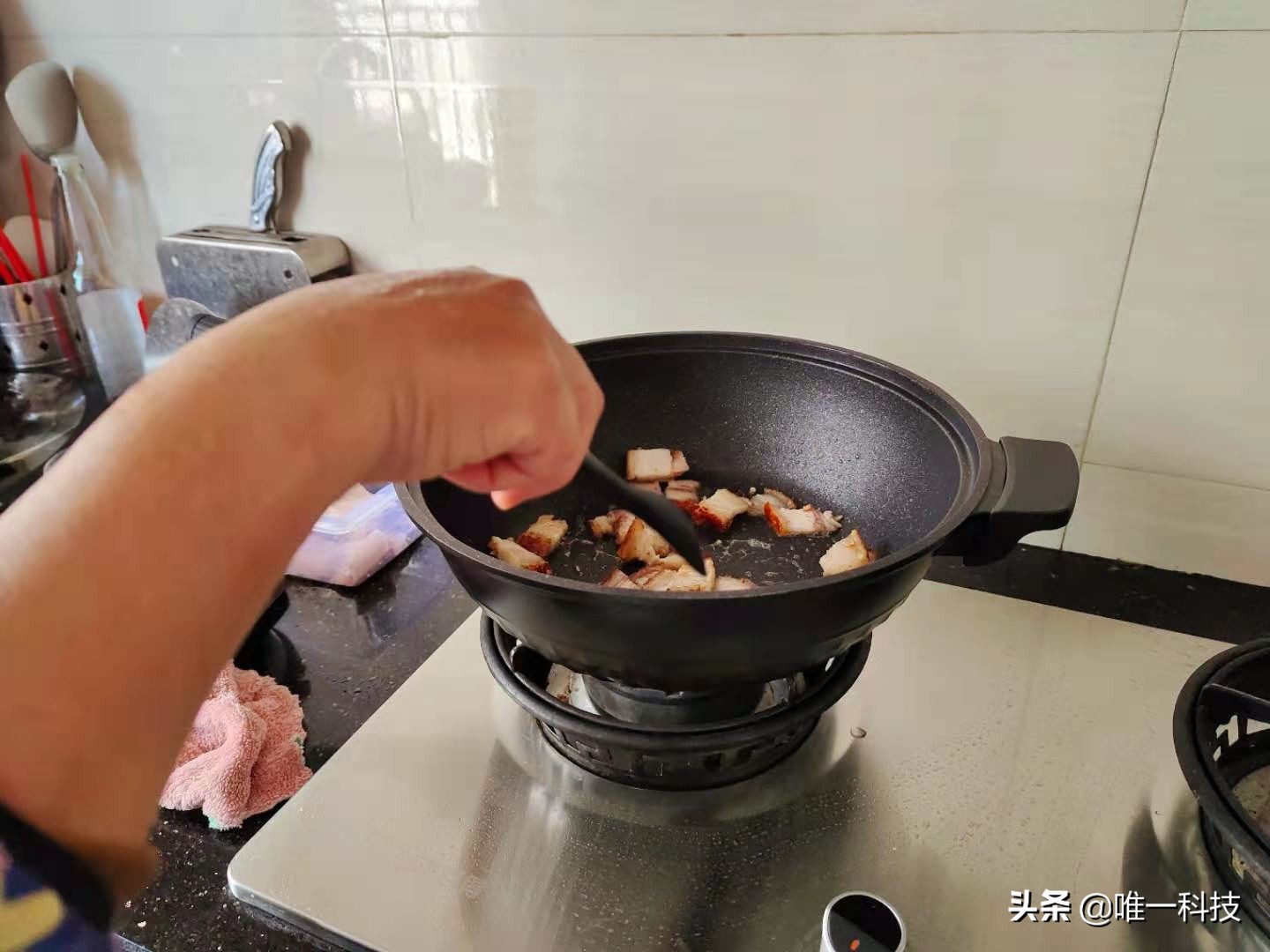 一锅多用的厨房利器——英国帝伯朗不粘锅体验报告