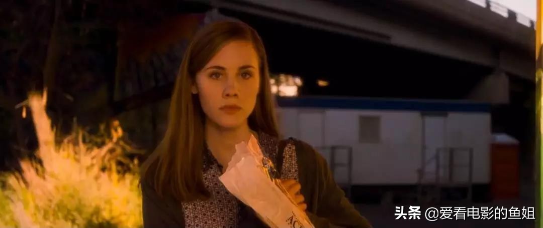 女生手指脱皮视频,女孩手脱皮厉害