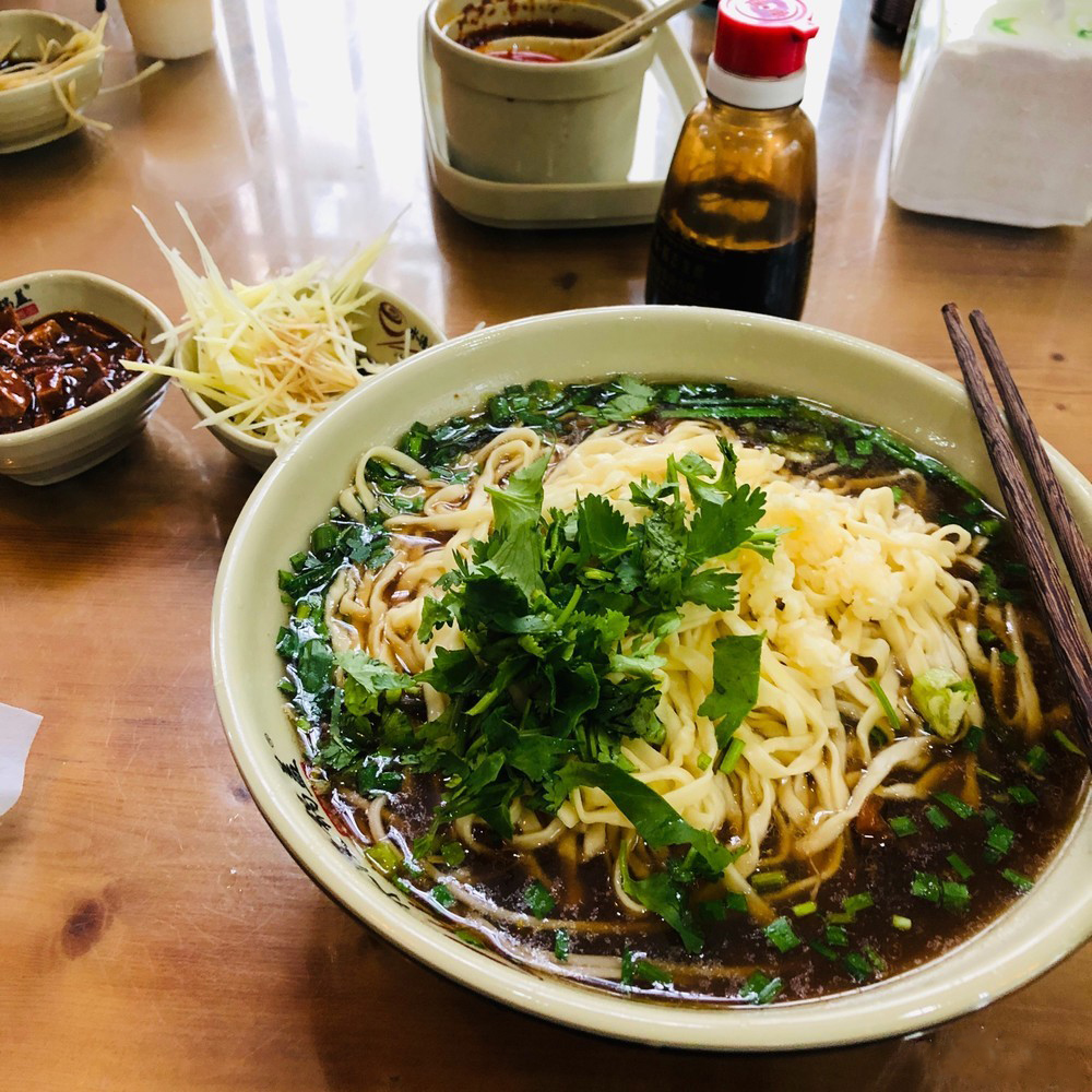 镇江锅盖面是什么口味,镇江锅盖面视频大全