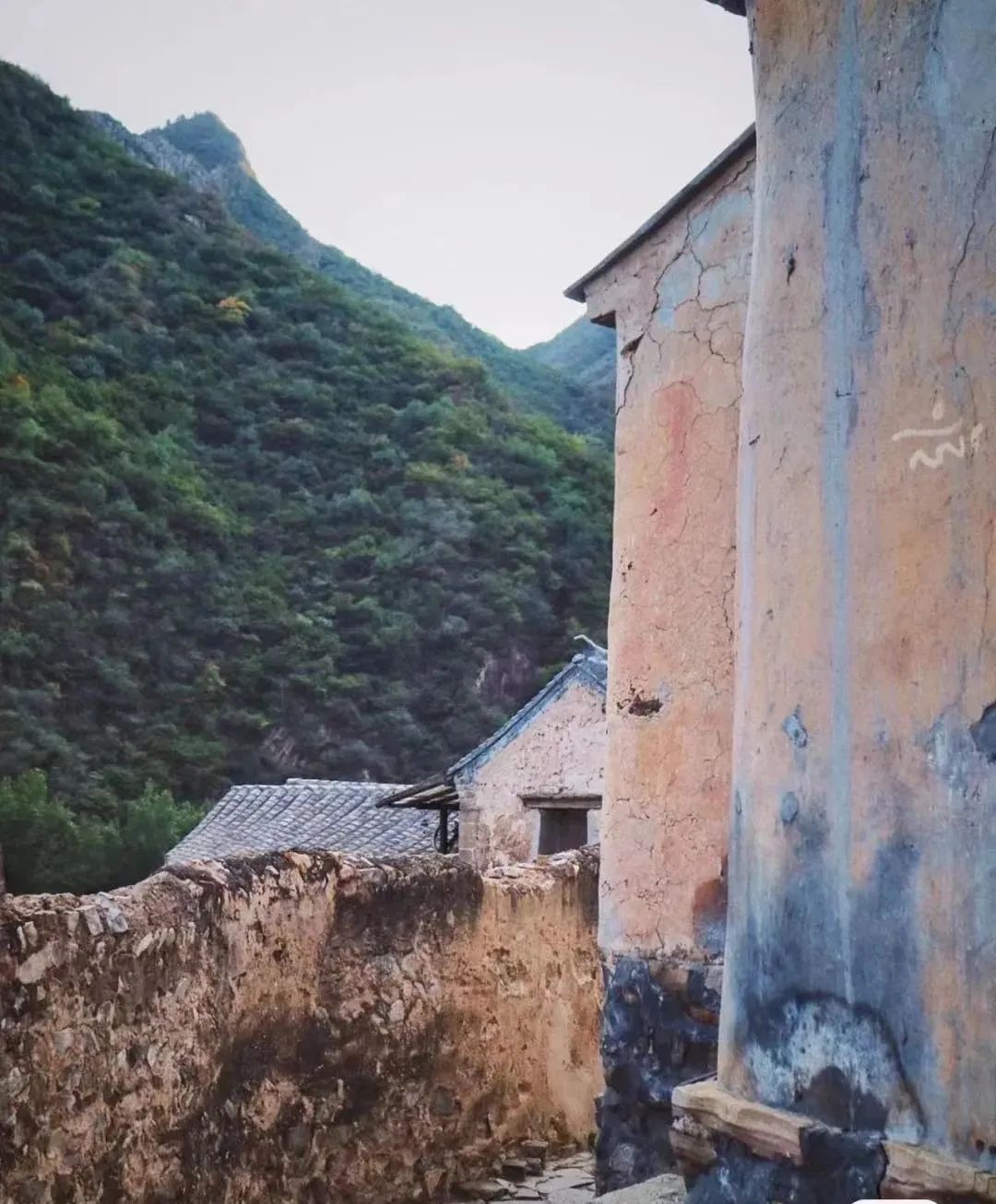 爨底下村北京门头沟山中的古村落,爨底下古村