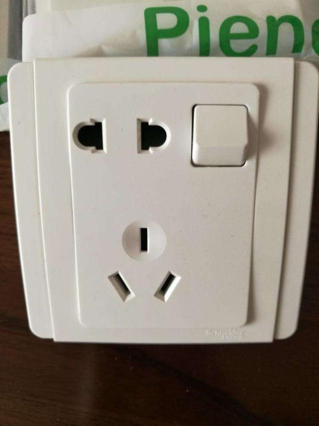 收藏墙上插座,全屋插座高度尺寸大全