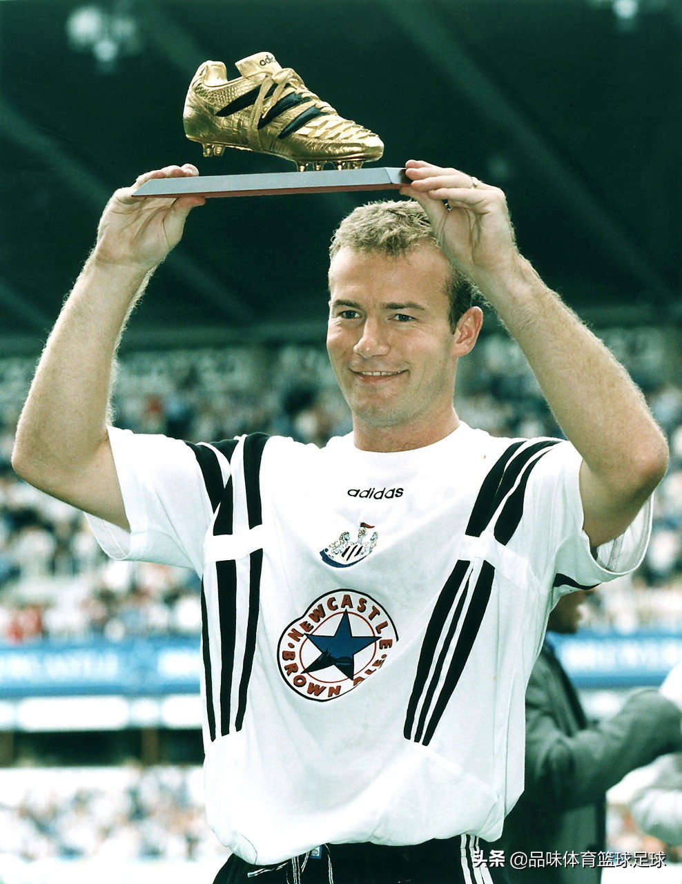 外媒评曼城1-0切尔西,外媒评价曼联队队长