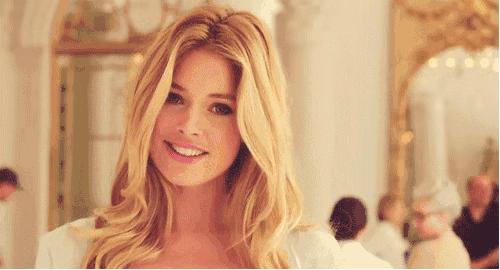 长得好看在生活中优势,长得好看是什么样的体验