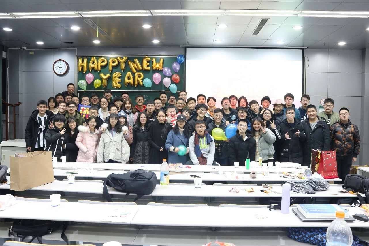 哪一个大学的足球氛围最好,让人羡慕的足球氛围