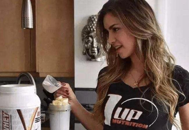 健身粉和肌酸哪个好,肌酸和健肌粉哪款比较好