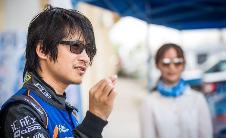 年轻时的韩寒现在怎么样了,韩寒的另类成长给我们很多深思