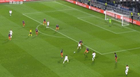 里昂三比一曼城,里昂淘汰曼城晋级四强