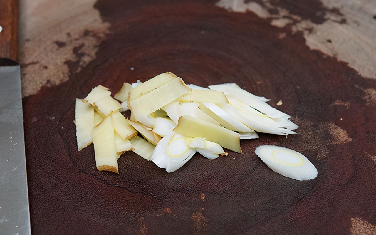 蛋黄鸡翅怎么做外酥里嫩,蛋黄鸡翅的糊怎么调