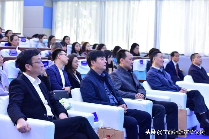 北二外成都附中怎样才能进,北二外成都附中探校