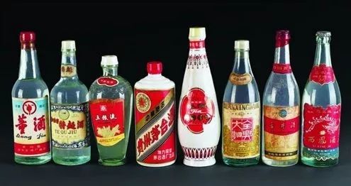 瑗垮嚖閰掓劅鍙楀崈骞寸櫧閰掔殑鐙壒榄呭姏,閲嶈蛋涓濈桓涔嬭矾鎰熷彈涓浗鏂囧寲