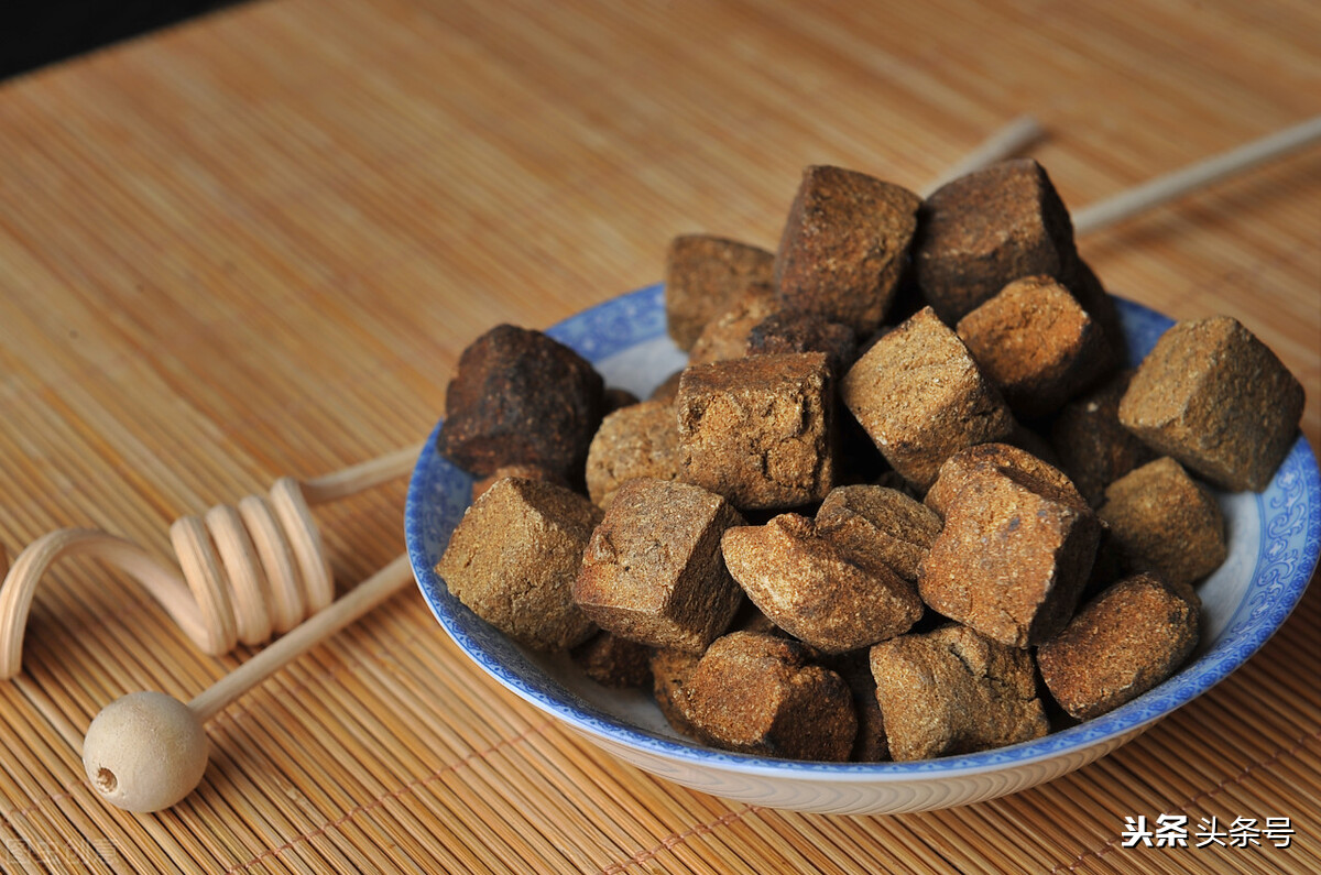 气郁痰郁火郁,气郁血郁痰郁各有什么症状