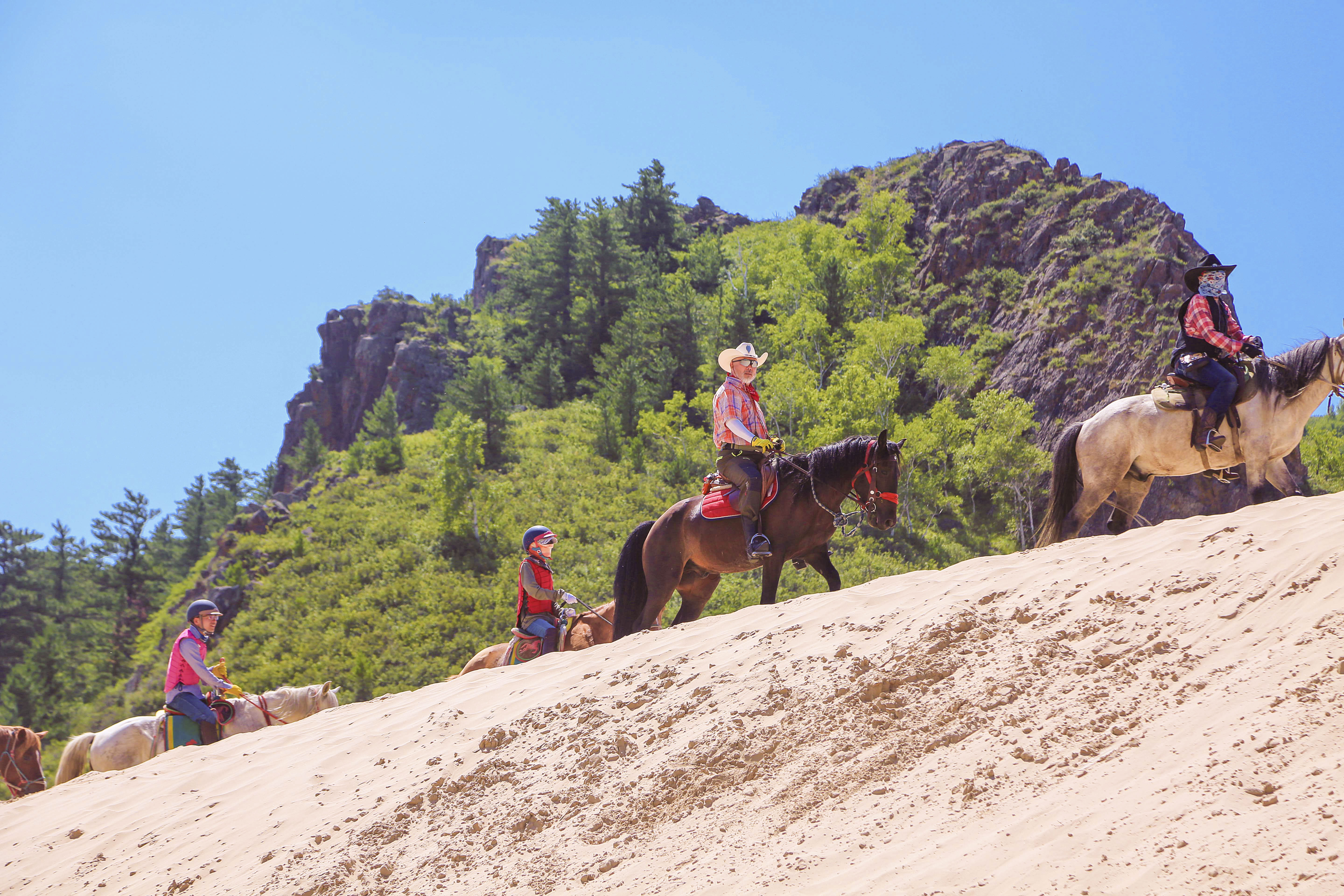 马背之旅旅游攻略,马背之旅旅游视频