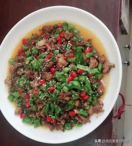 火锅鱿鱼炒鸡正宗做法,沂蒙山炒鸡火锅正宗做法