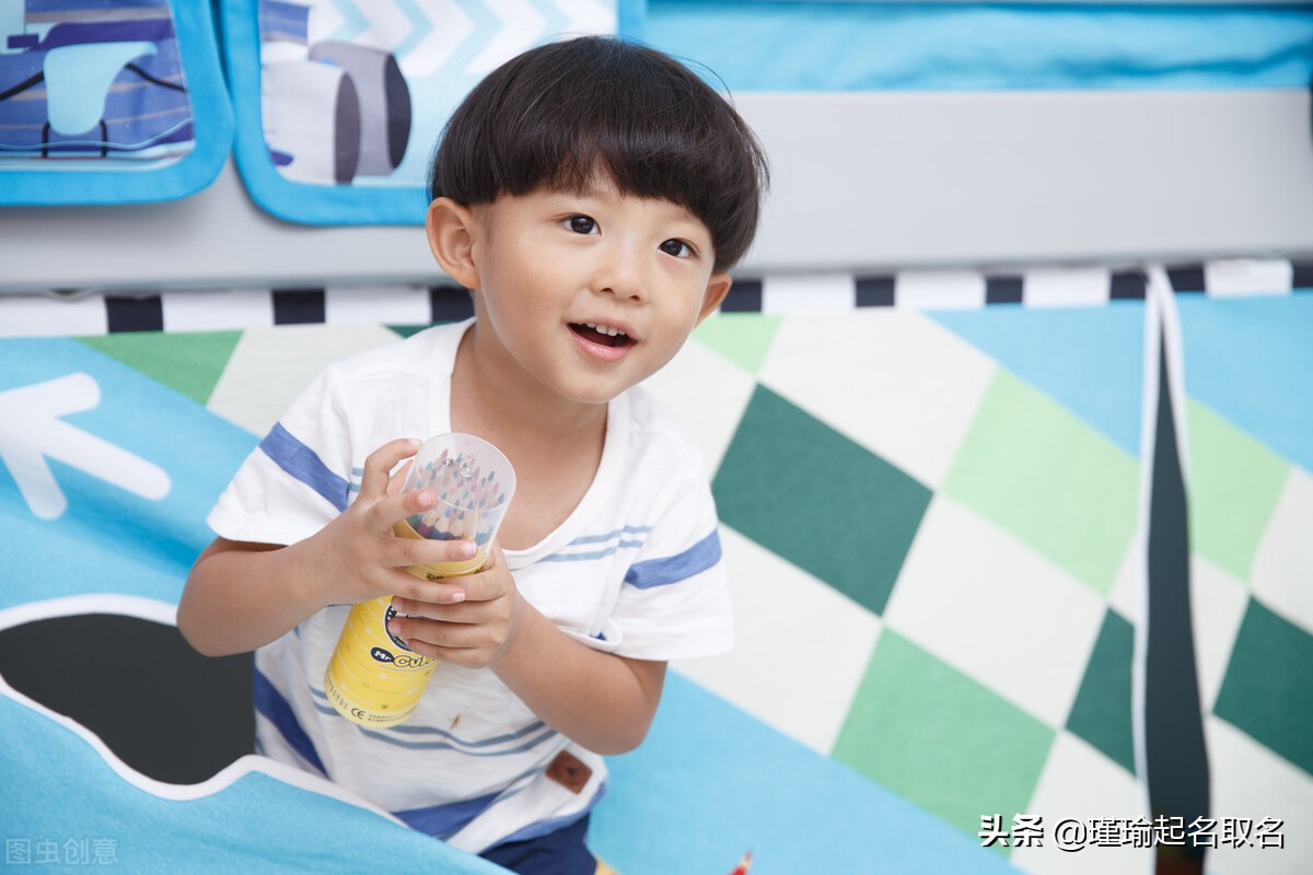 很有寓意的名字男孩,有寓意的男孩英文小名