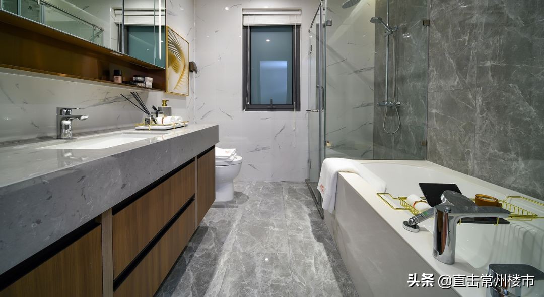 1天认筹超百组!常州这家网红盘火了,吸引大批买房人冒雨看房