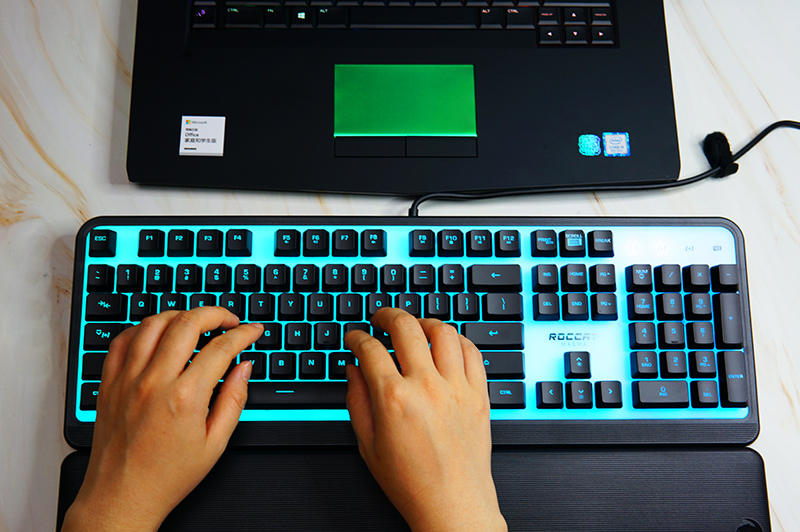 roccat冰豹magma梅格,冰豹magma梅格