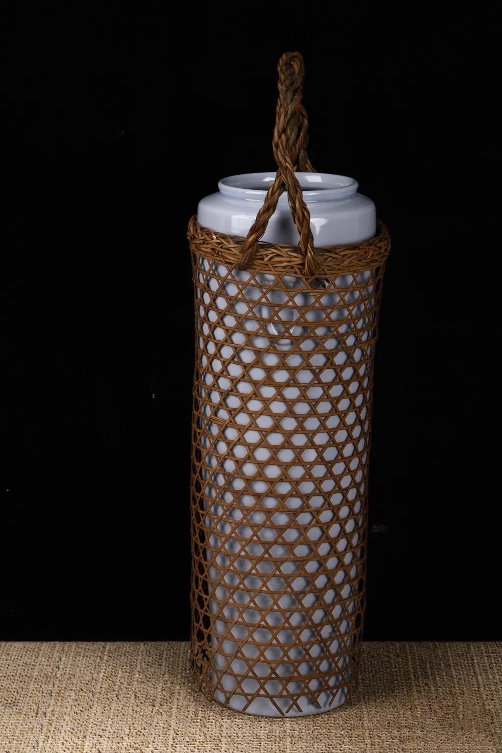 象腿瓶和筒瓶区别,象腿瓶单色釉